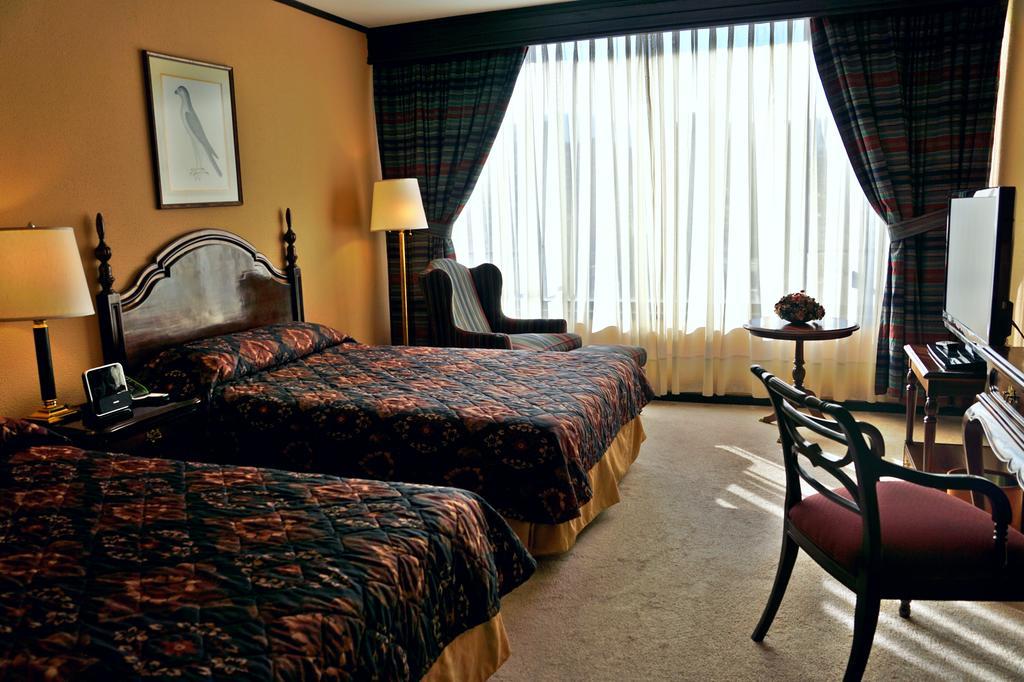 Real Plaza Hotel & Convention Center La Paz Rum bild